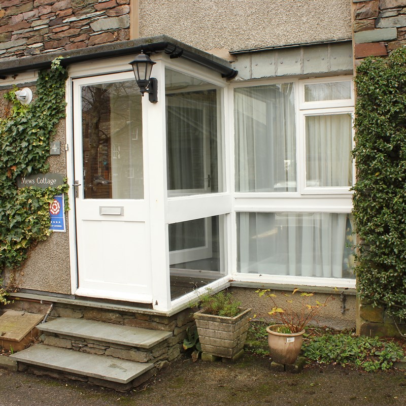 Mews Cottage Grasmere Front Entrance